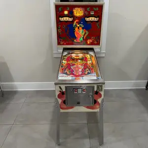 1975 Toledo Pinball Machine